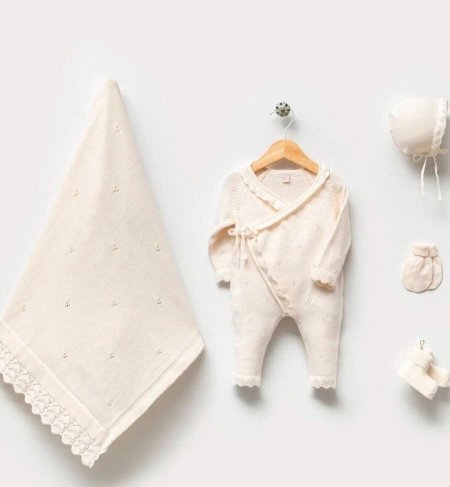 طقم مستشفى صوف ناعم