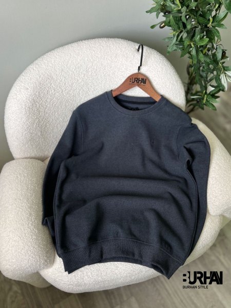 بلوزة قبة مدورة