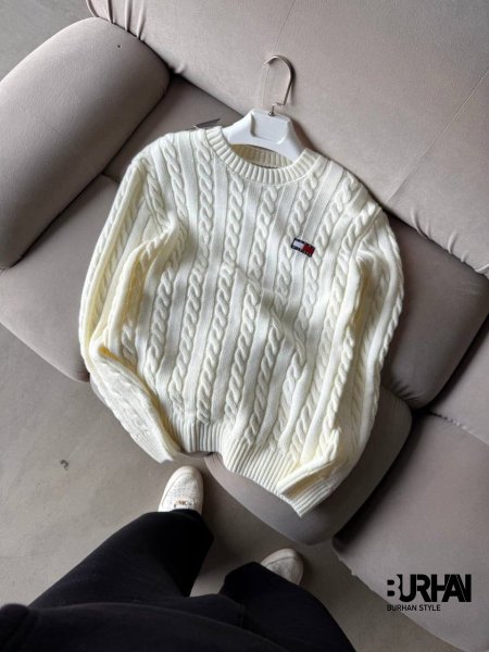 بلوزة شبابي صوف ماركة قبة مدورة