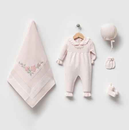 طقم مستشفى صوف تطريز ناعم