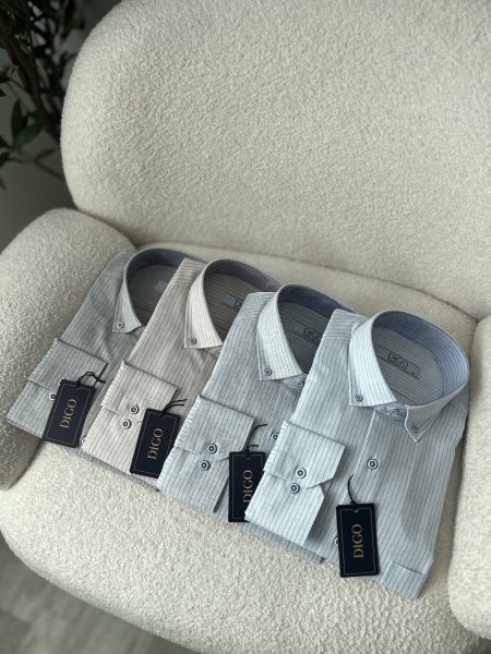 قميص رجالي كلاسيك مع جيبة