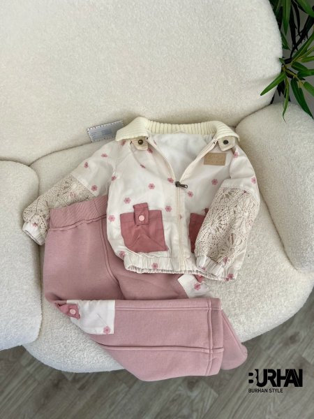 طقم / تريننج بناتي مبطن