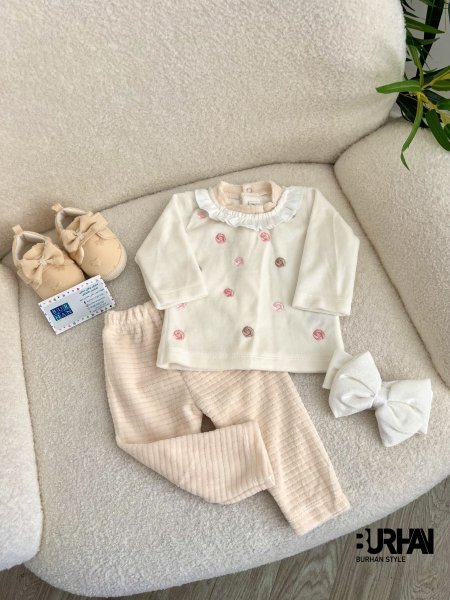 بجامة مخمل قطعتين